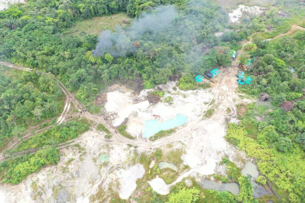 Lucha contra la minería criminal ha dejado la intervención de 951 minas durante Gobierno Petro