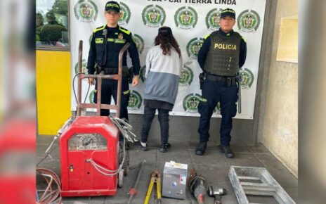 Atendiendo una denuncia ciudadana, la Policía de Bogotá logró la captura de una mujer de 43 años, por su presunta participación en el hurto a un local de herramientas en la localidad de Suba.