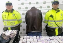En las últimas horas, la Policía Metropolitana de Bogotá capturó a un hombre a quien le hallaron una gran cantidad de dinero en efectivo, sin poder justificar su procedencia.