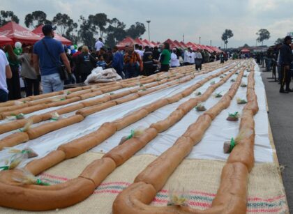 El pan más grande del mundo en Corabastos